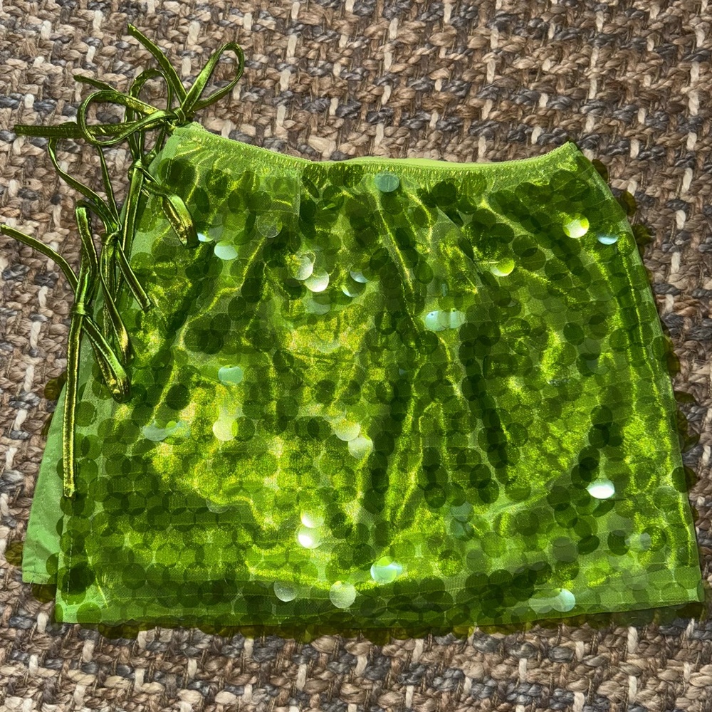 FINAL PRICE ❤️‍🔥 NWOT GREEN SEQUIN MINI SKIRT SIZE SMALL - Picture 13 of 14